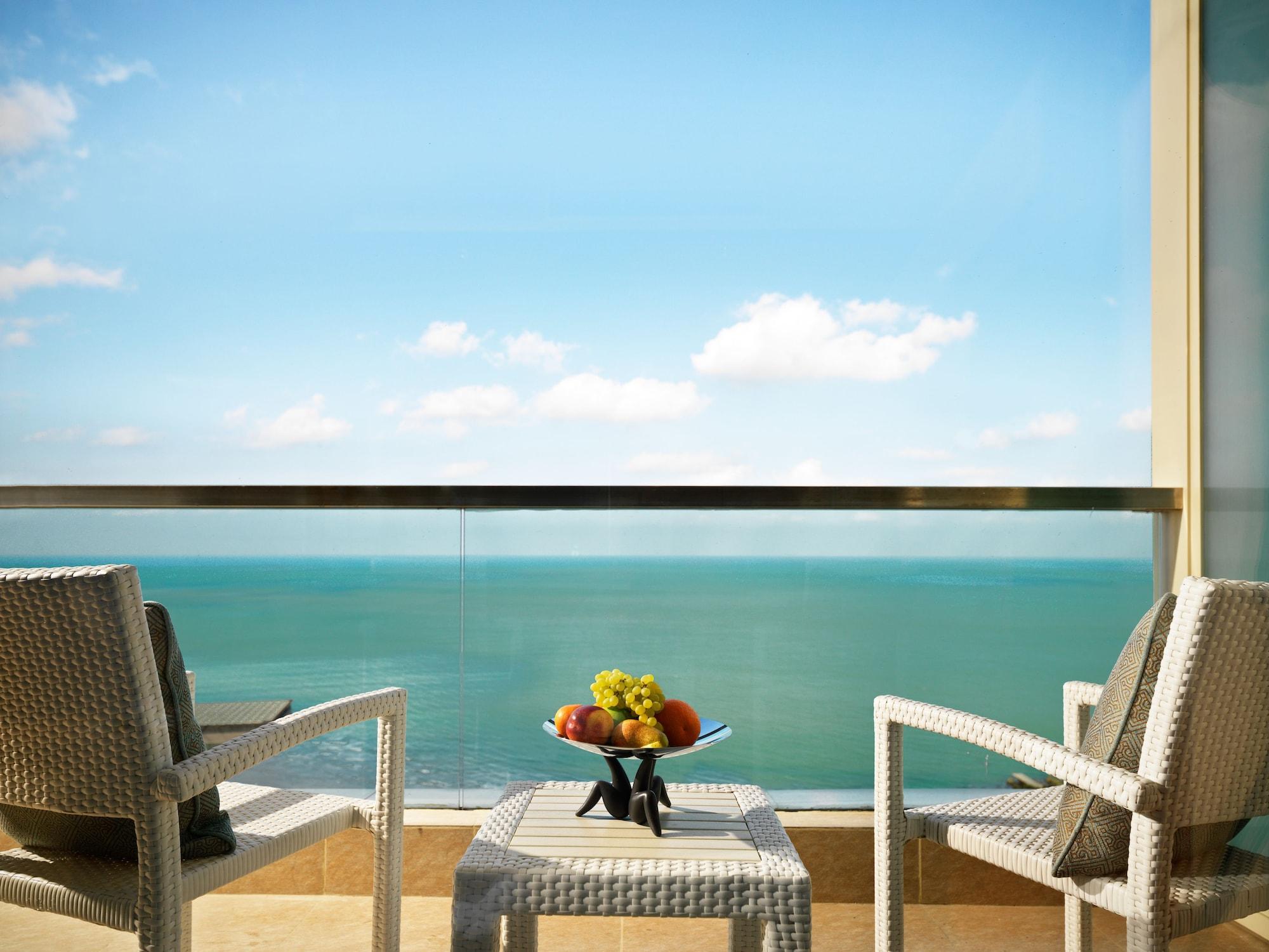 Bilgah Beach Hotel Экстерьер фото View from a suite