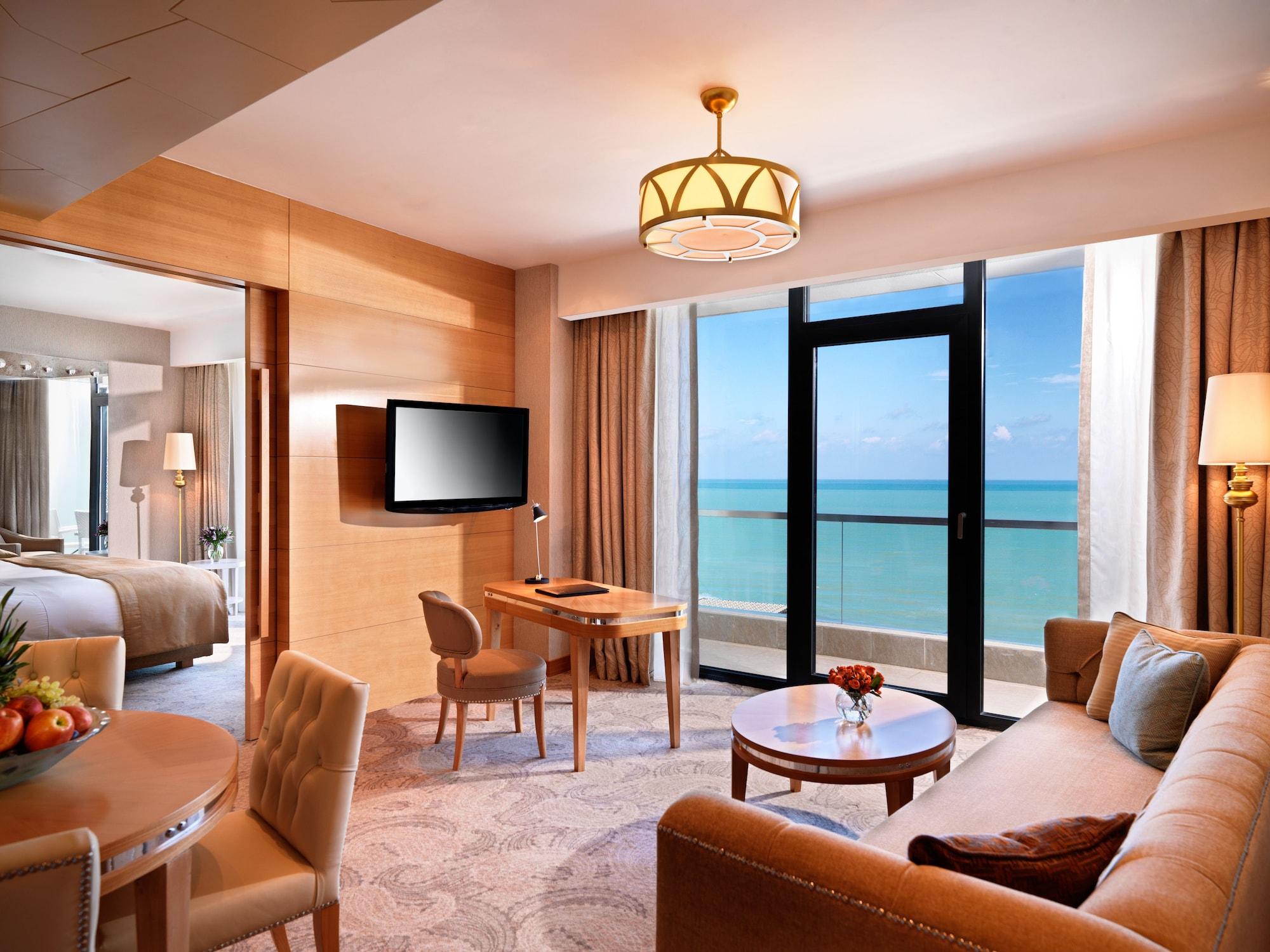 Bilgah Beach Hotel Экстерьер фото A suite at The Ritz-Carlton, Maldives, Fari Resort