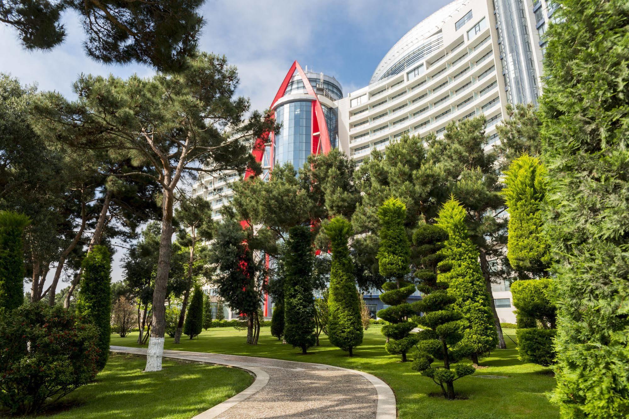 Bilgah Beach Hotel Экстерьер фото Park of the University of Economics